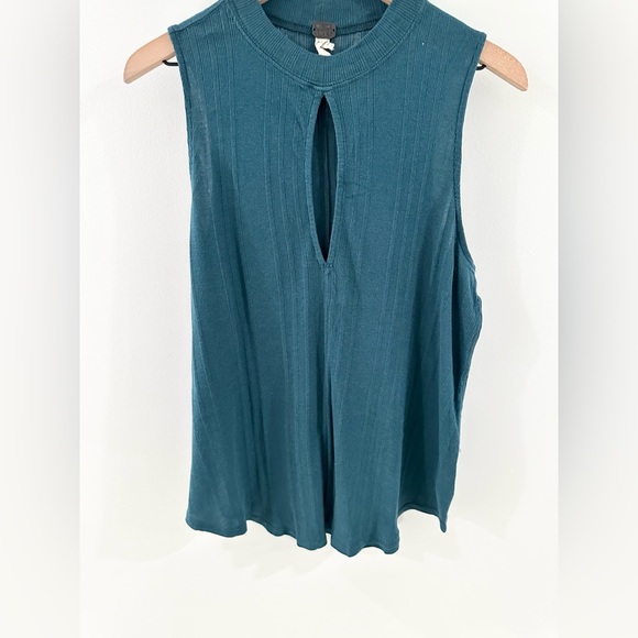 We The Free Faye Ribbed Keyhole Tank Blue Size Medium - Picture 5 of 7